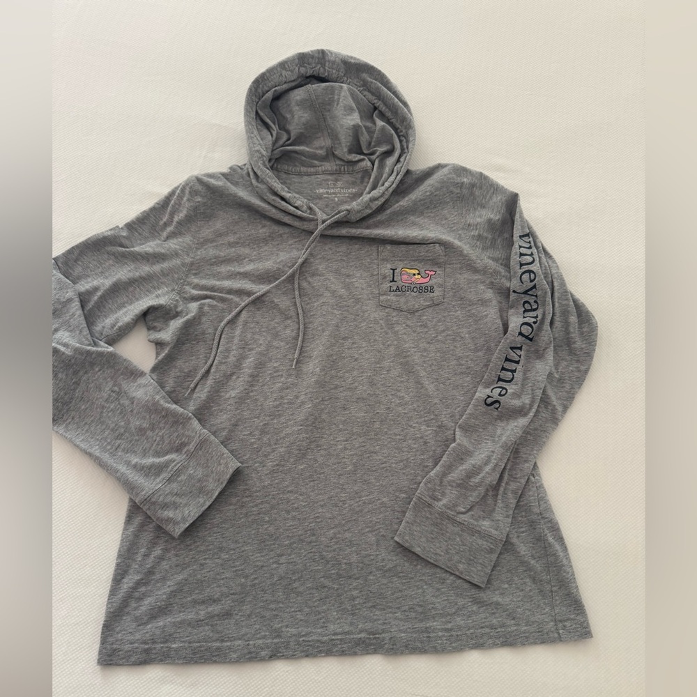 “AS IS” Vineyard Vines, girls/ladies lacrosse hoodie in size S